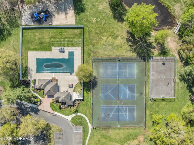 16 Vassar Place, Morganville, NJ 07751