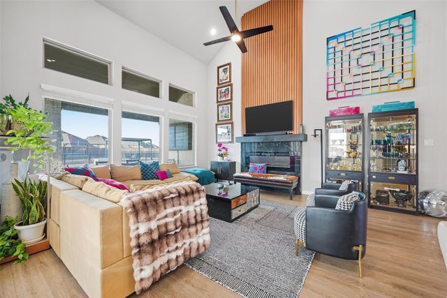 9917 Clover Forest Court, Frisco, TX 75035