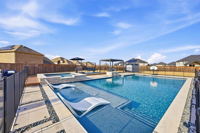 9917 Clover Forest Court, Frisco, TX 75035