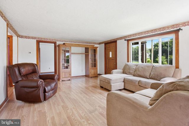 1360 BIGLERVILLE RD, Gettysburg, PA 17325