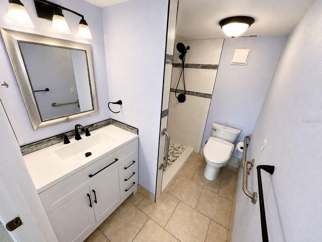 1068 LOTUS PARKWAY 815, Altamonte Springs, FL 32714