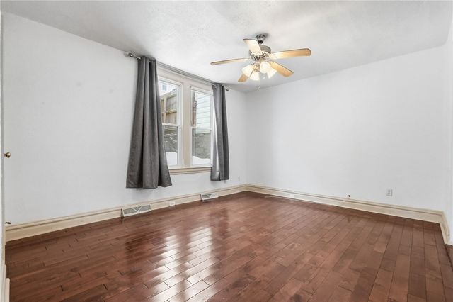 112 DeWitt St, Mt Washington, PA 15211