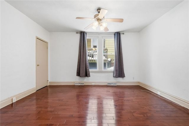 112 DeWitt St, Mt Washington, PA 15211