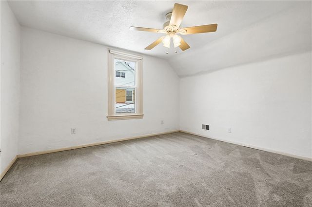 112 DeWitt St, Mt Washington, PA 15211