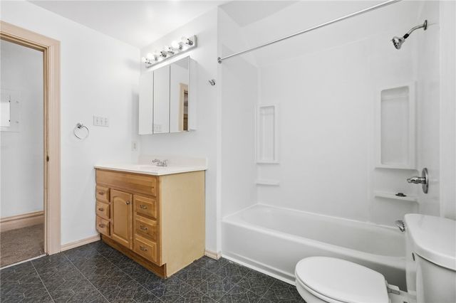 112 DeWitt St, Mt Washington, PA 15211