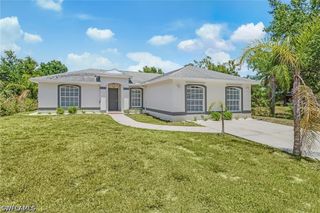 2921 2nd AVE SE, Naples, FL 34117