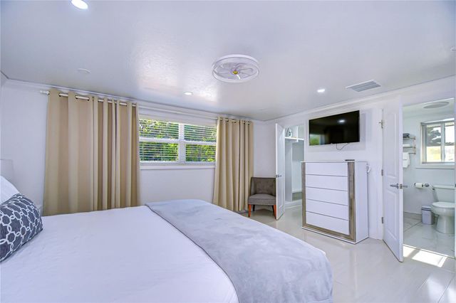 3314 W KIRBY STREET, Tampa, FL 33614