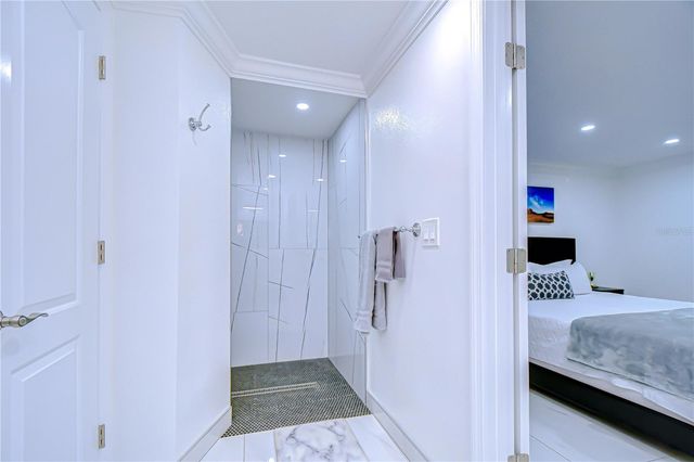 3314 W KIRBY STREET, Tampa, FL 33614