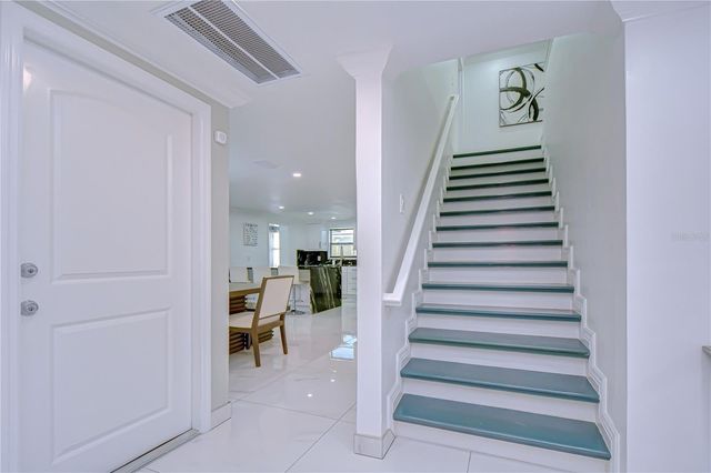 3314 W KIRBY STREET, Tampa, FL 33614