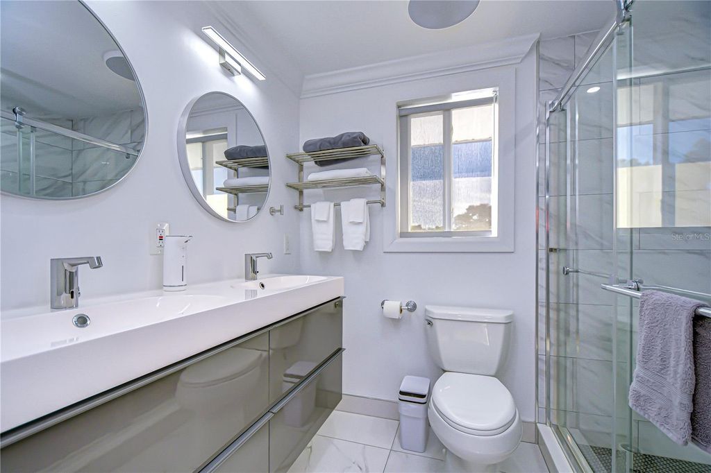 Image 27 of property listing at 3314 W KIRBY STREET, Tampa, FL 33614