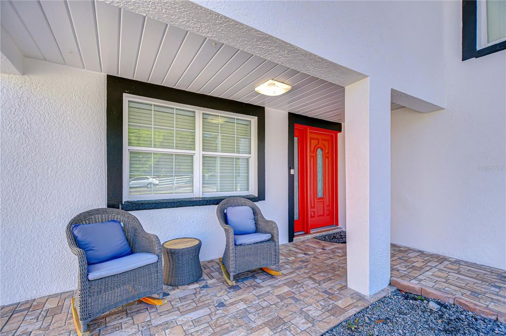 Image 5 of property listing at 3314 W KIRBY STREET, Tampa, FL 33614