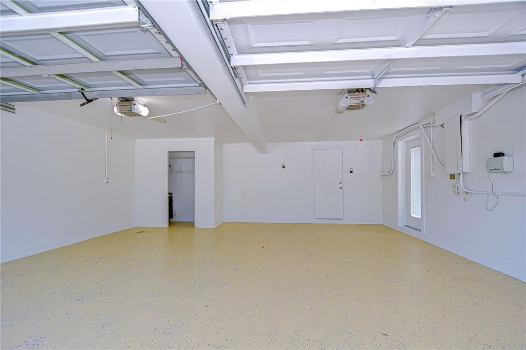 Image 55 of property listing at 3314 W KIRBY STREET, Tampa, FL 33614
