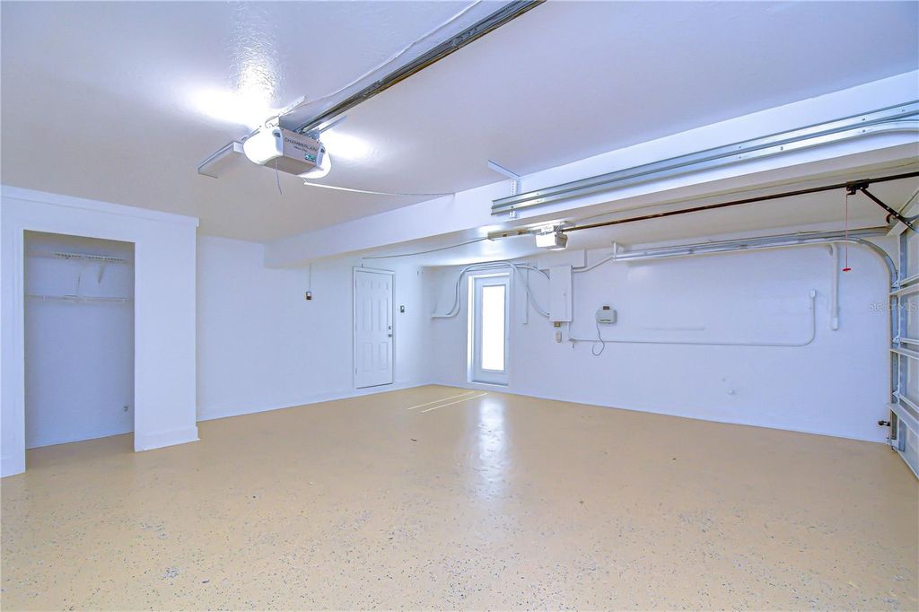 Image 56 of property listing at 3314 W KIRBY STREET, Tampa, FL 33614
