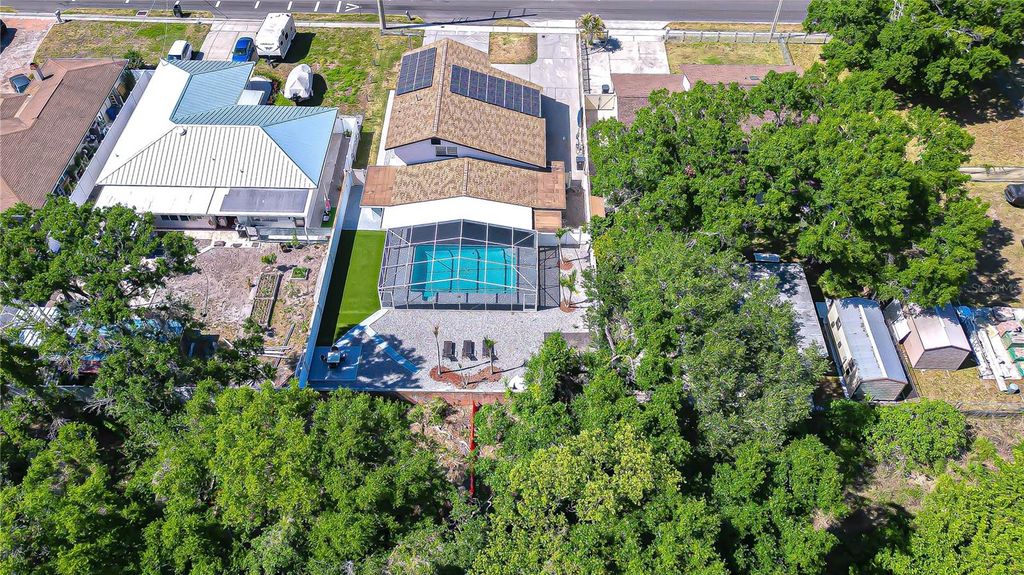 Image 78 of property listing at 3314 W KIRBY STREET, Tampa, FL 33614
