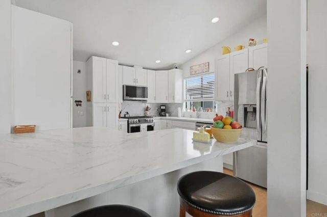 1148 Via Santa Paulo, Vista, CA 92081