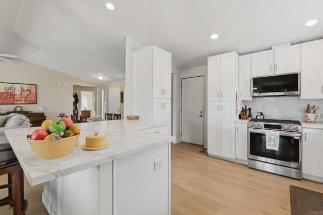 1148 Via Santa Paulo, Vista, CA 92081