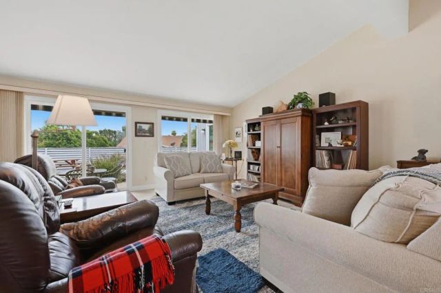1148 Via Santa Paulo, Vista, CA 92081