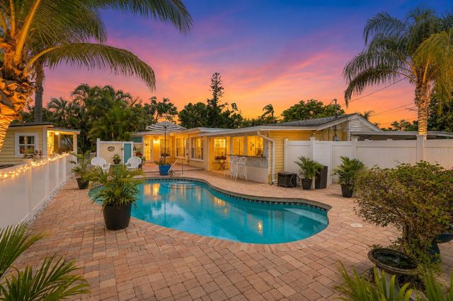 2403 VERMONT AVENUE E, Bradenton, FL 34208