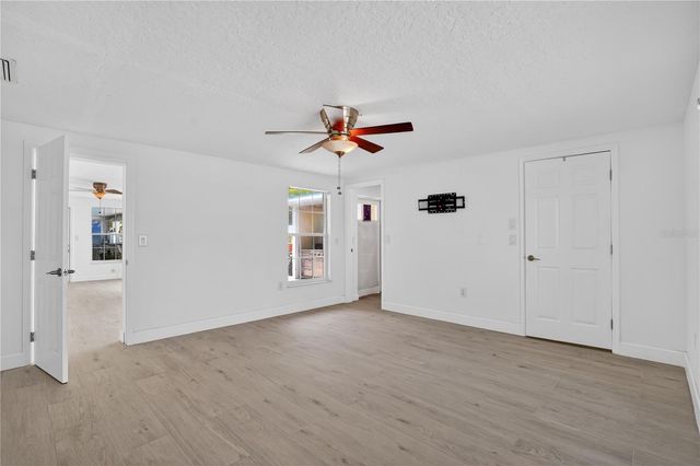 2403 VERMONT AVENUE E, Bradenton, FL 34208