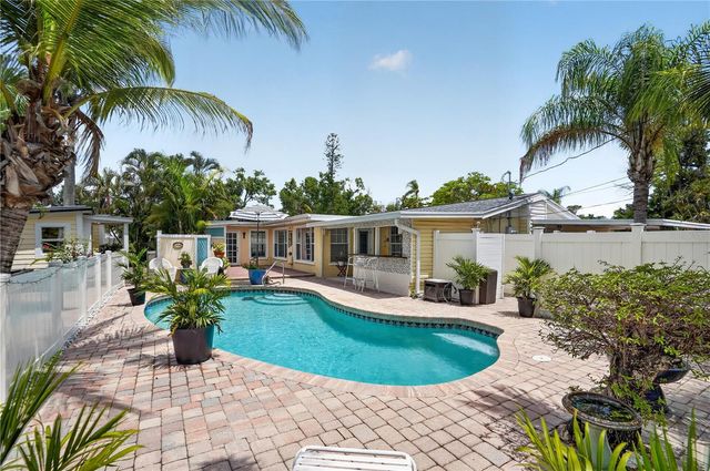 2403 VERMONT AVENUE E, Bradenton, FL 34208