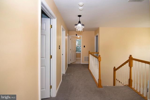 6 GOOSE NECK LN, Sicklerville, NJ 08081