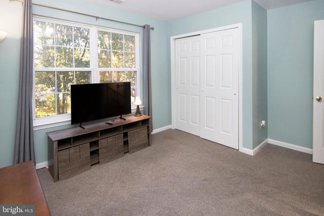6 GOOSE NECK LN, Sicklerville, NJ 08081