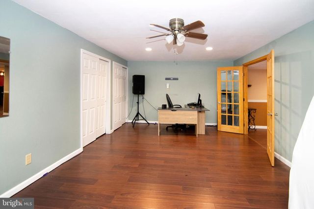 6 GOOSE NECK LN, Sicklerville, NJ 08081