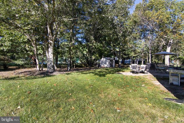 6 GOOSE NECK LN, Sicklerville, NJ 08081