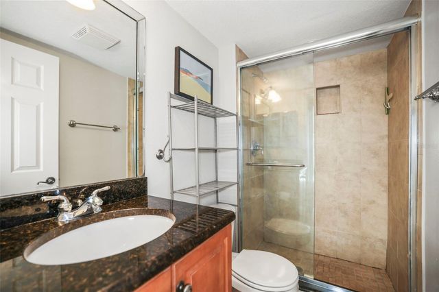 950 BROADWAY 205, Dunedin, FL 34698