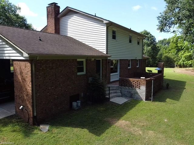 298 Haven Hill Lane, Thomasville, NC 27360