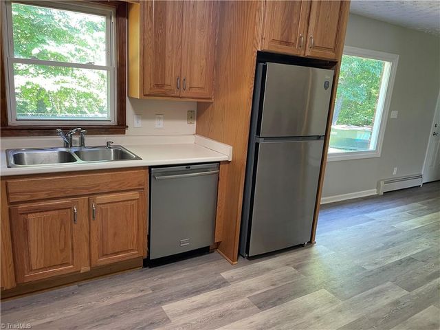 298 Haven Hill Lane, Thomasville, NC 27360