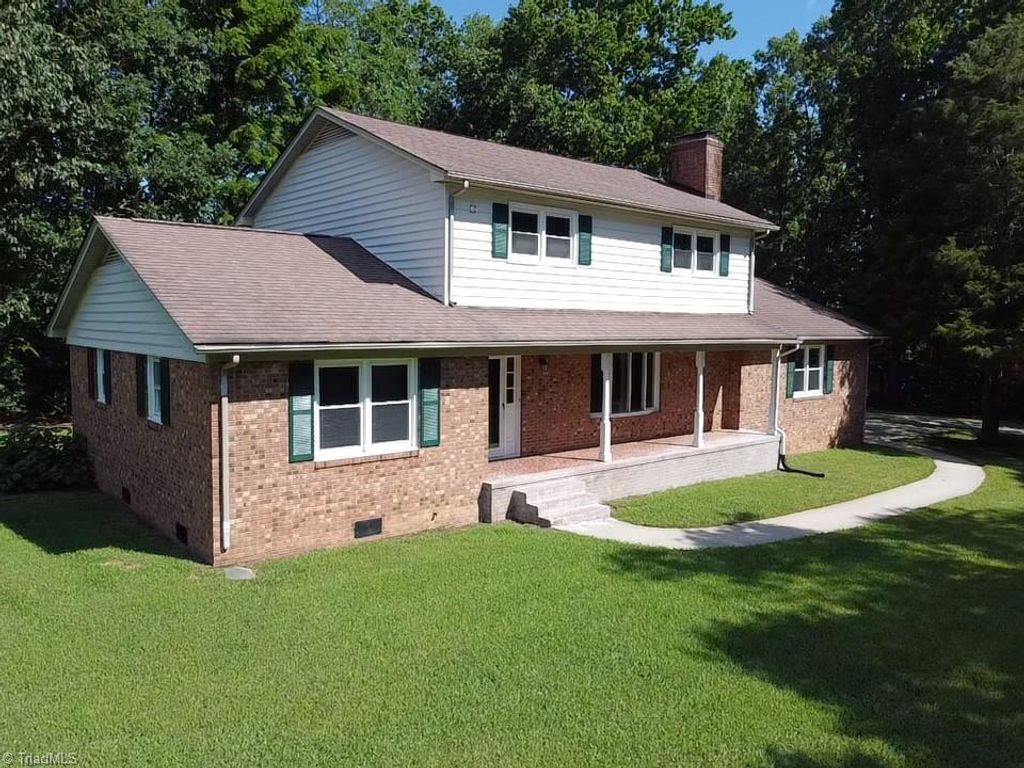 298 Haven Hill Lane, Thomasville, NC 27360