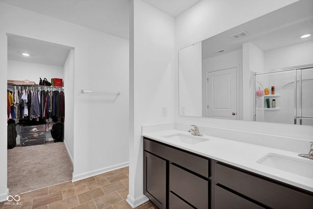 4042 Sedgewick Lane, Columbus, IN 47201
