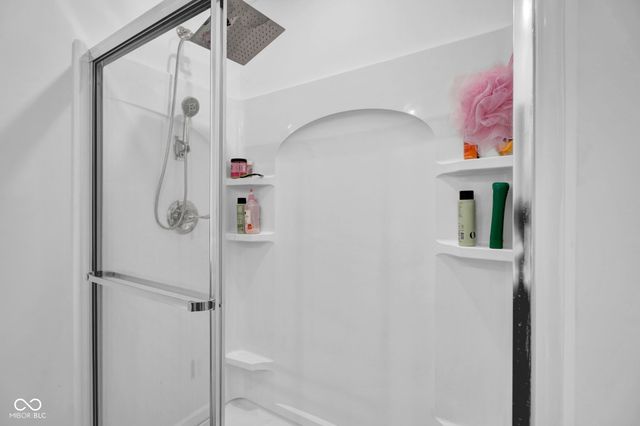 4042 Sedgewick Lane, Columbus, IN 47201