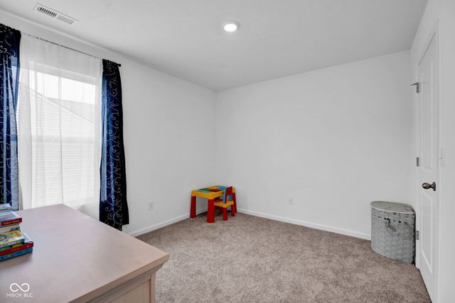 4042 Sedgewick Lane, Columbus, IN 47201