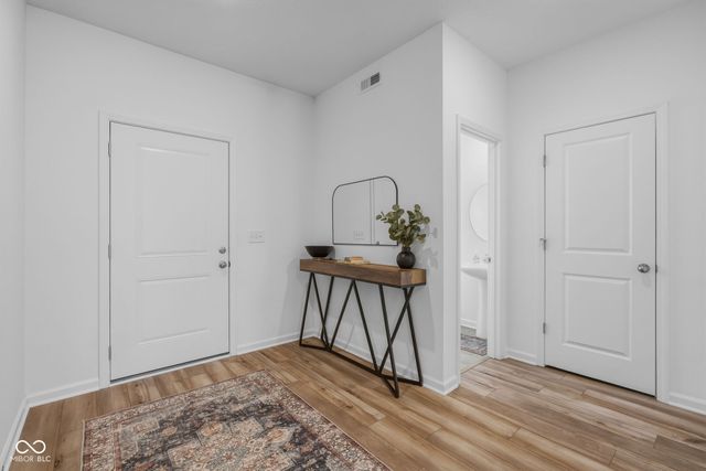 4042 Sedgewick Lane, Columbus, IN 47201