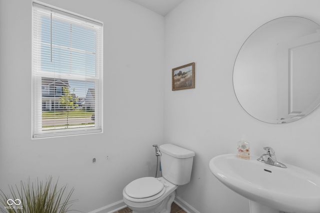 4042 Sedgewick Lane, Columbus, IN 47201