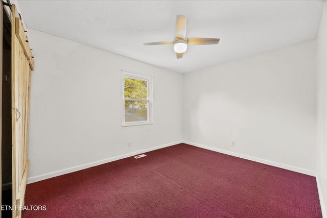 6524 Red Ashe Rd, Knoxville, TN 37918