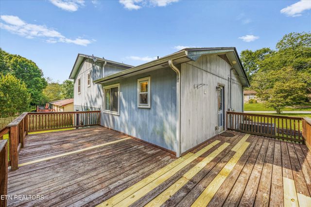 6524 Red Ashe Rd, Knoxville, TN 37918