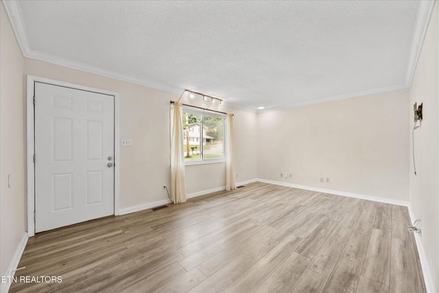 6524 Red Ashe Rd, Knoxville, TN 37918