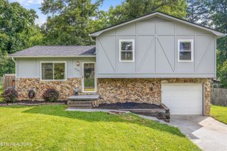 6524 Red Ashe Rd, Knoxville, TN 37918
