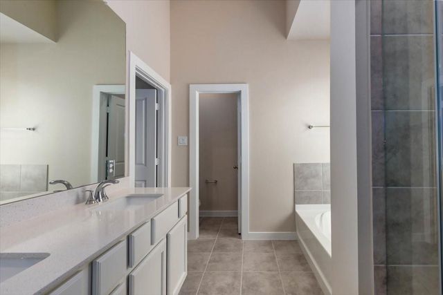 5063 Hazel Orchard Drive, Houston, TX 77066