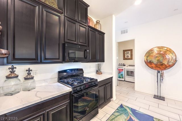 676 Otter Brook Street, Henderson, NV 89011