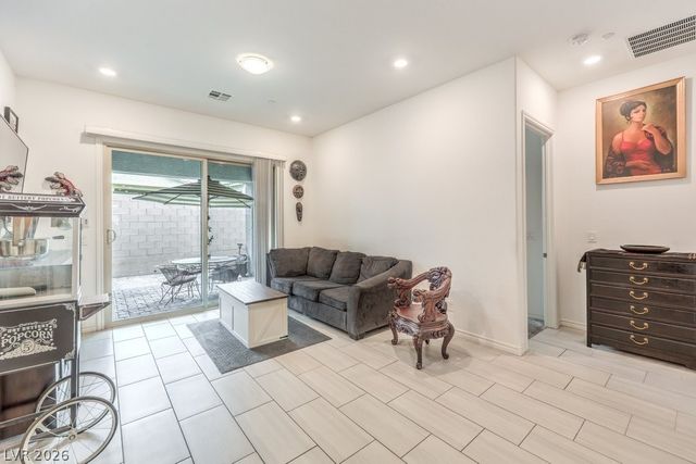 676 Otter Brook Street, Henderson, NV 89011