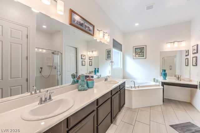 676 Otter Brook Street, Henderson, NV 89011