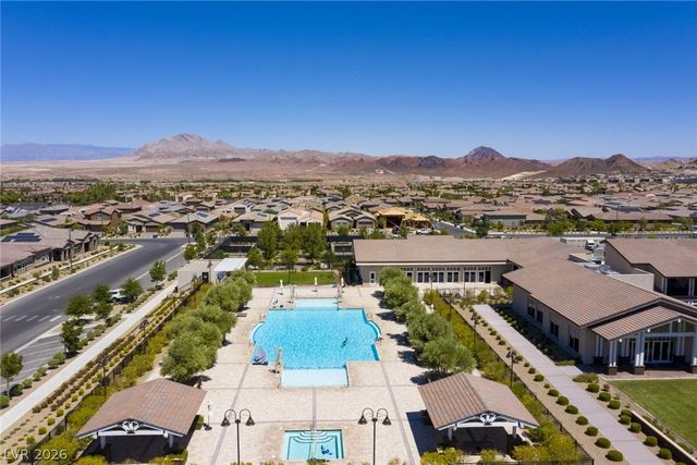 676 Otter Brook Street, Henderson, NV 89011