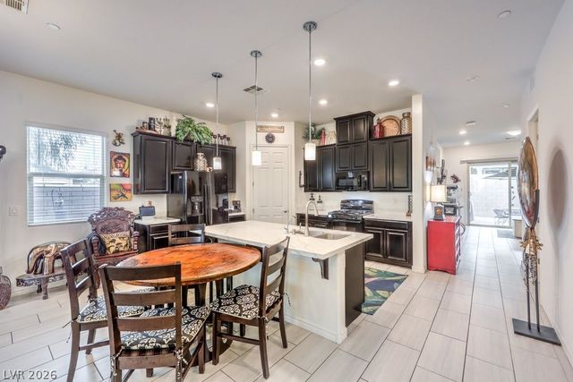 676 Otter Brook Street, Henderson, NV 89011