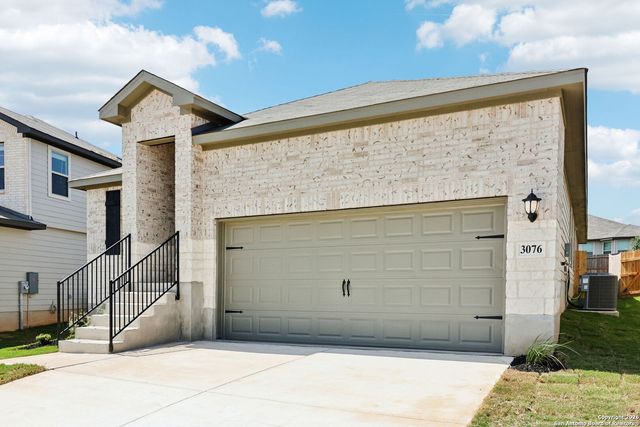 3076 Pike, New Braunfels, TX 78132