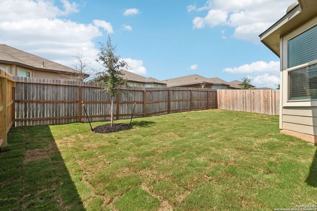 3076 Pike, New Braunfels, TX 78132