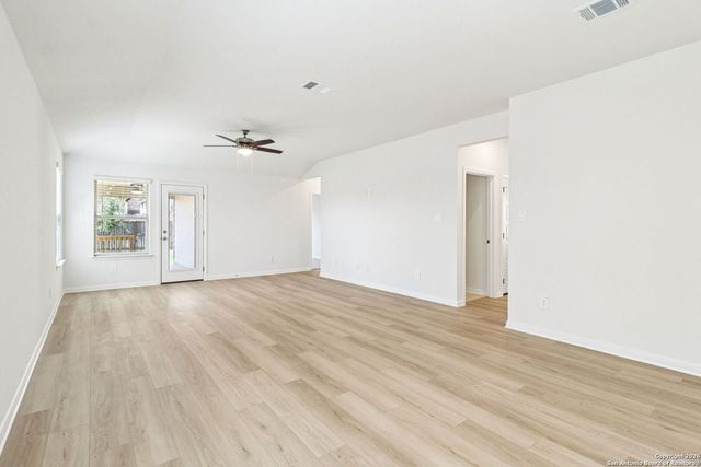 3076 Pike, New Braunfels, TX 78132